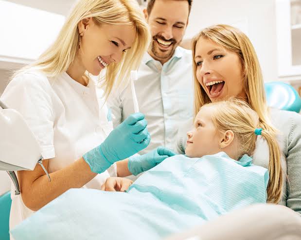 What To Expect From Your First Appointment With a Family Dentist